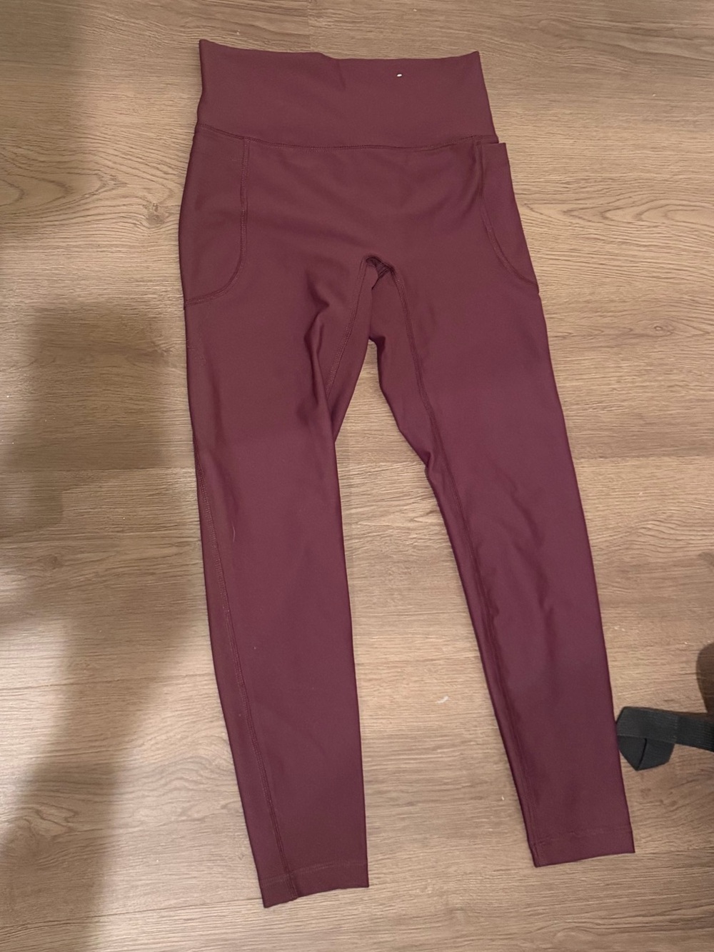 Old Navy Maroon High-Rise Leggings with Side Pockets